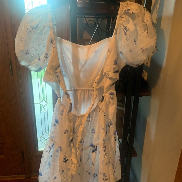 Jessica Simpson White and Blue Floral Dress - Picture 4 of 5